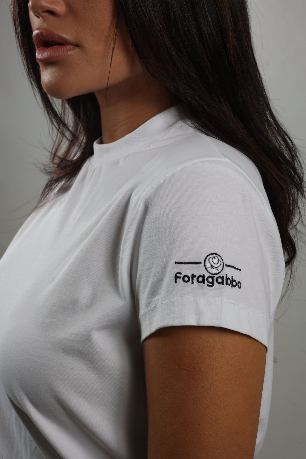 T-shirt donna bianca logo spalla