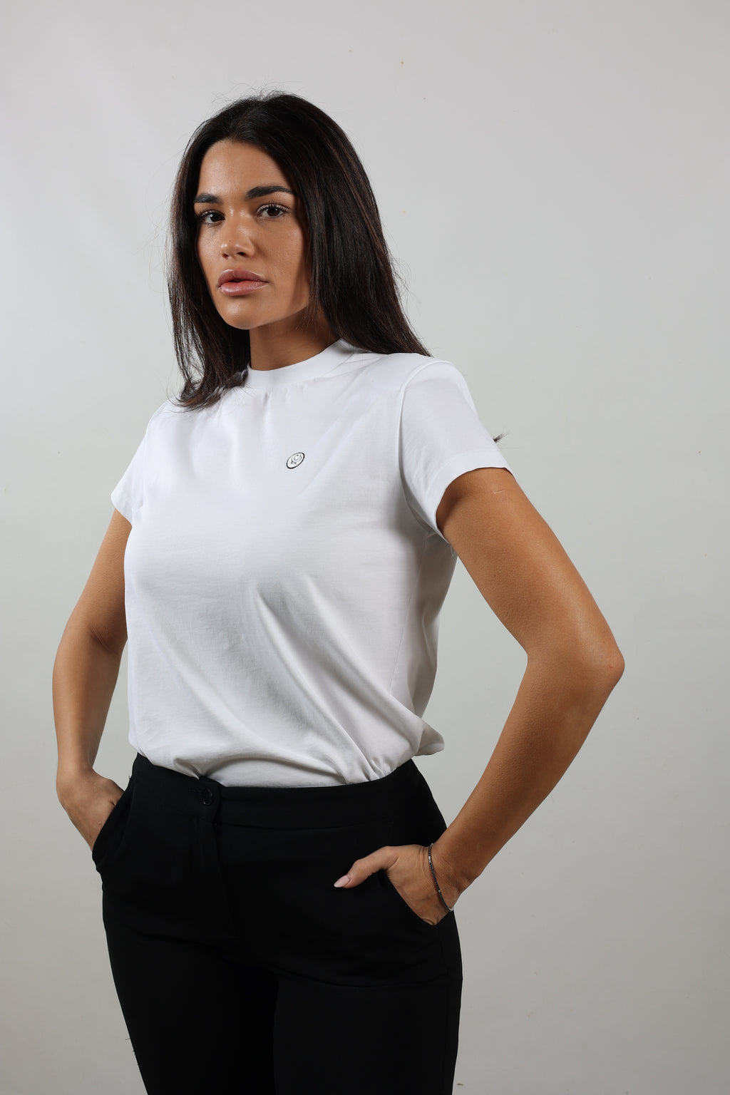 T-shirt bianca da donna, logo petto
