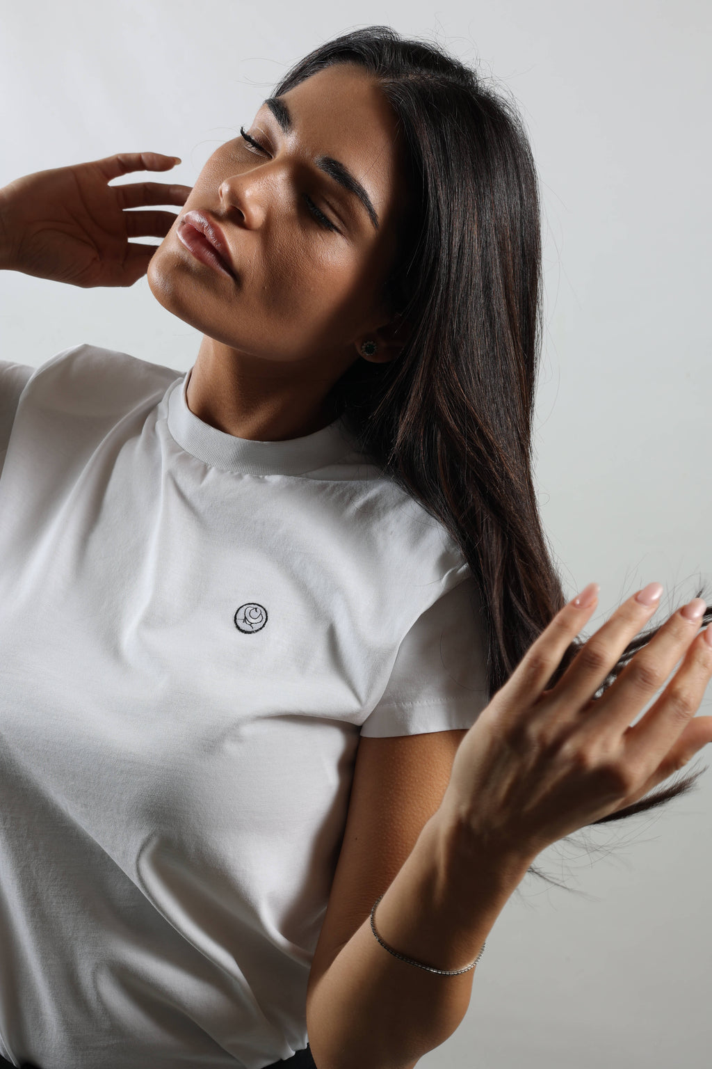 T-shirt bianca da donna, logo petto