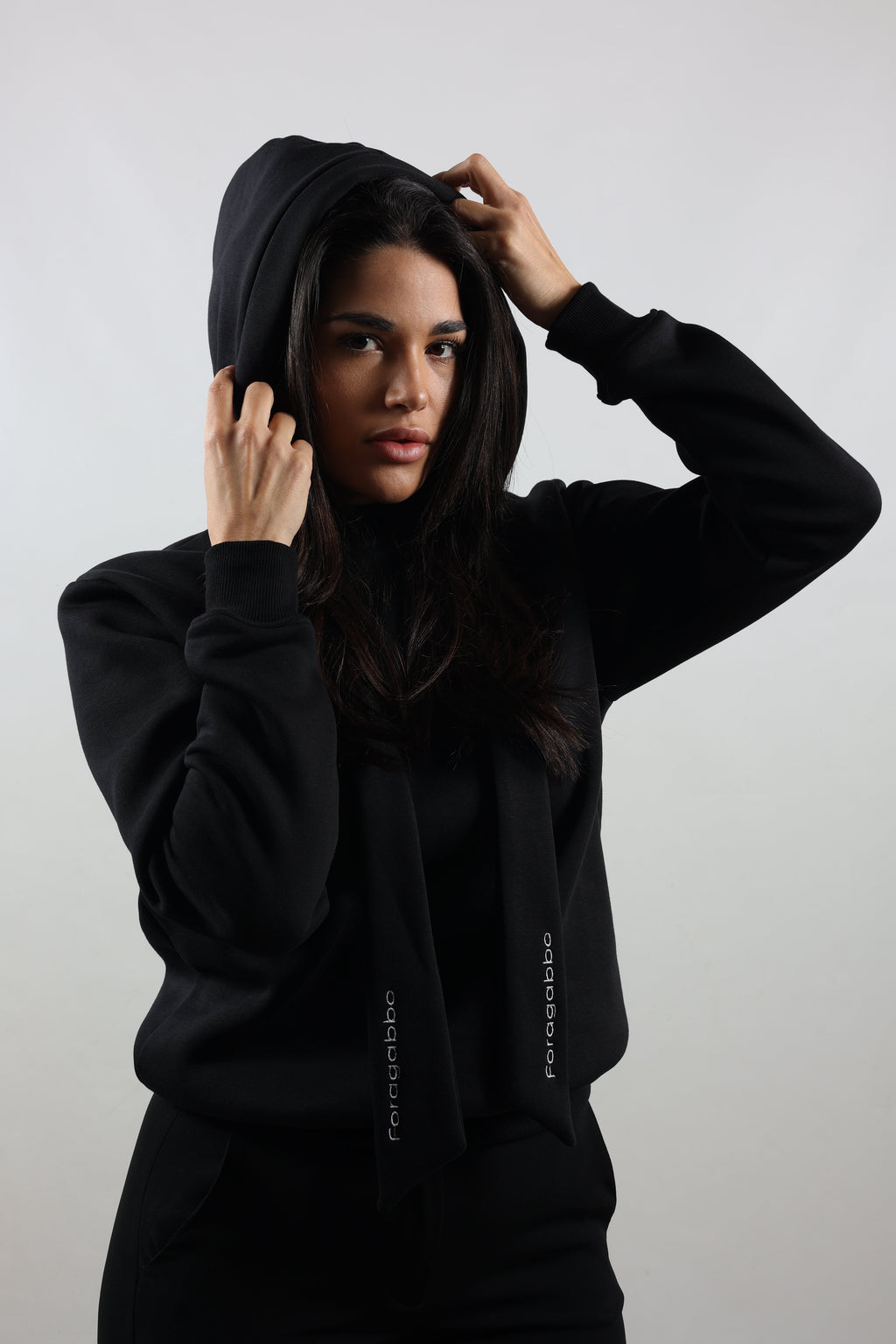 Felpa nera donna con fusciacche